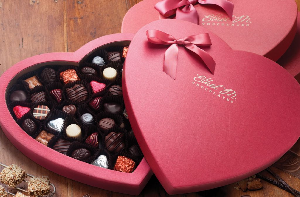 Mẫu hộp quà đẹp tặng ngày Valentine