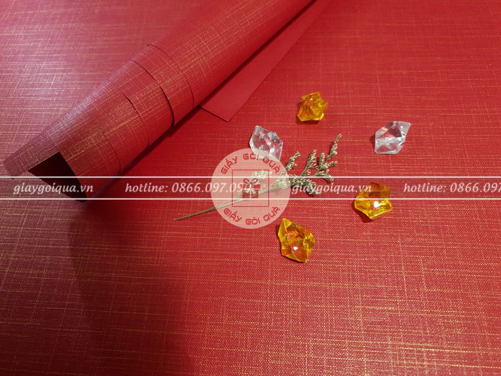 Mua phụ kiện làm hộp quà noel ở đâu ?