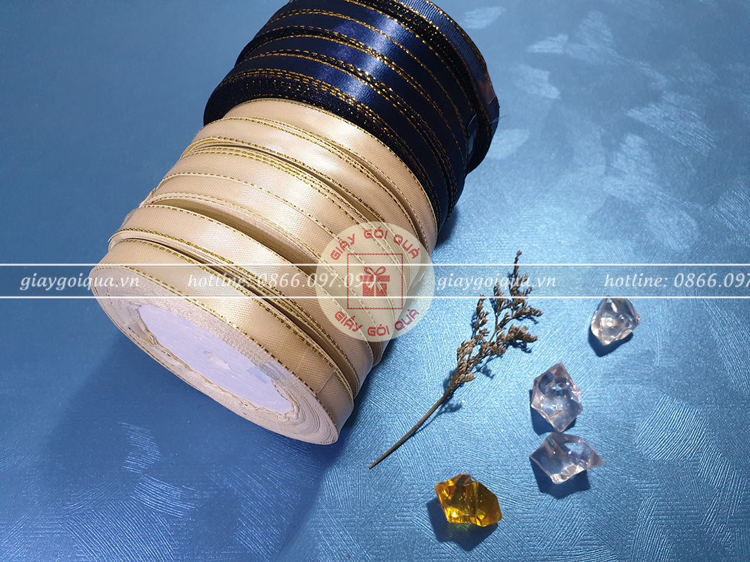 Ruy băng lụa viền kim tuyến 1cm