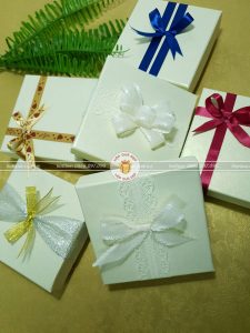 Mách bạn cách gói quà đẹp nhưng vô cùng đơn giản