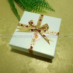 Hộp quà nhỏ, hộp đựng quà sinh nhật nhỏ HQ22 - Kích thước 10x10x3cm