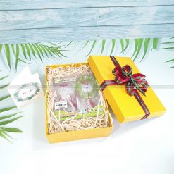 Hộp quà tặng sinh nhật HQ06 - Kích thước 23x17x7