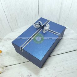 Hộp quà chữ nhật tặng người yêu 30x20x10cm - HQ30