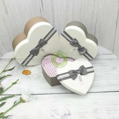 Hộp quà trái tim màu trắng 3 kích thước 16, 19, 22cm - HQ39