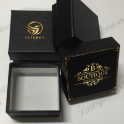 Hộp trang sức – Logo ép nhũ kim