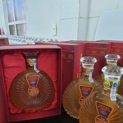 In hộp đựng rượu, hộp rượu Đông Trùng Hạ Thảo