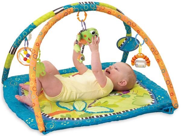 Đồ chơi với màu sắc đa dạng cho bé