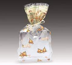 Cách gói quà dạng túi với giấy kiếng