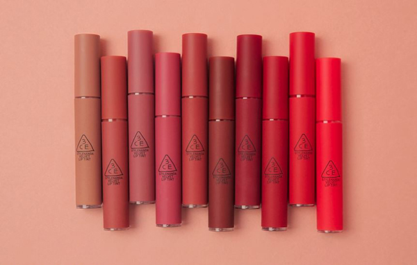 Tặng Son môi cho bạn thân