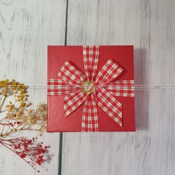 Hộp quà đựng Ví, Thắt lưng, Vòng, Son HQ51 - KT 13x13x5cm