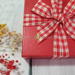 Hộp quà đựng Ví, Thắt lưng, Vòng, Son HQ51 - KT 13x13x5cm