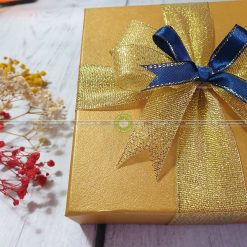 Hộp quà đựng Ví, Thắt lưng, Vòng, Son HQ55 – KT 13x13x5cm